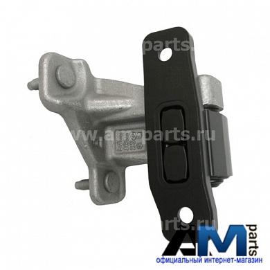 Петля водительской двери нижняя A205720073739 Мерседес GLC X253