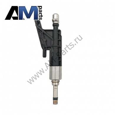Форсунка впрыска 13537639990 на BMW (G12) 740LiX