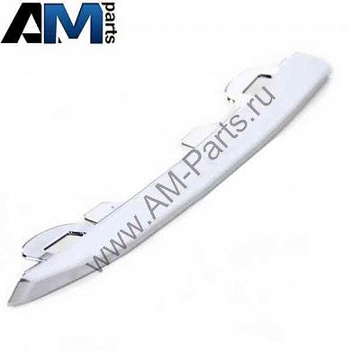 Молдинг переднего бампера правый хром Шкода Суперб 3T0853768A2ZZ