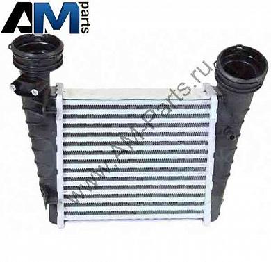 Интеркулер Пассат Б5 1.8T AWT HELLA 8ML376776-611