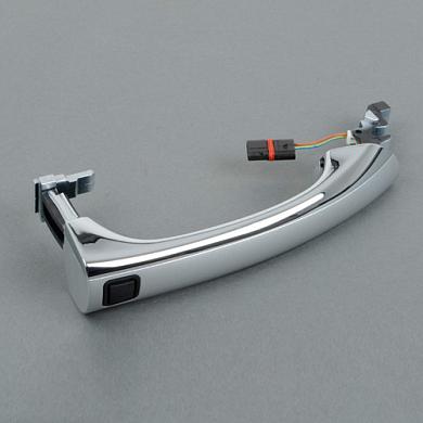 Ручка двери правая(перед/зад) A2117601270 Mercedes E-klasse W211