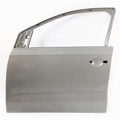 Дверь передняя левая (водительская) на Поло Седан (рестайлинг) 6RU831055J