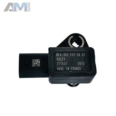 Датчик давления и температуры впускного коллектора на Mercedes C W206 (2021-2024) A0009050807