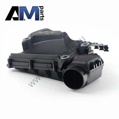 Корпус воздушного фильтра 13717583725 на BMW (F20) M135i