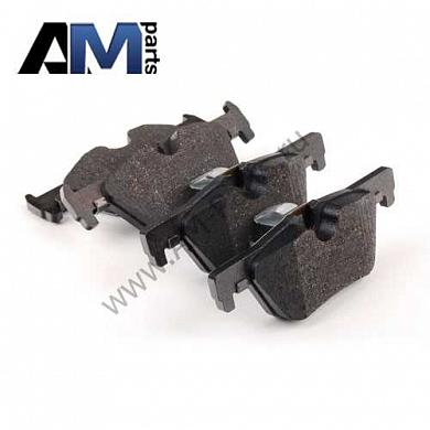 Задние тормозные колодки BMW 1 серии F21 рестайлинг (5 дверей) 34216873093