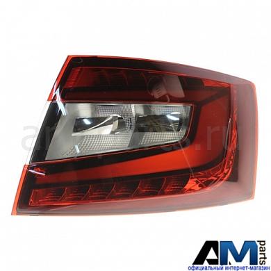 Фонарь правый светодиодный на Octavia A7 II рестайлинг 5E5945712
