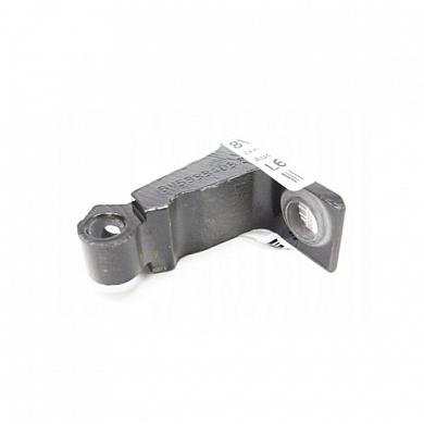 Петля верхняя передней двери правая Ауди А8 D5 8V5833403E