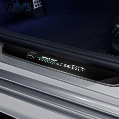 Накладки на пороги с освещением впереди в 2-х экземплярах Особая версия «Формула-1» Mercedes C W205 (2014-2023) A2056804011