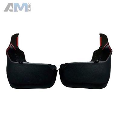 Брызговики передние для автомобиля без подножки. Цвет черный со структурной поверхностью. Материал пластмасса. на Mercedes GLS 2019-2025 A1678903200