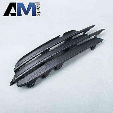 Решетка переднего бампера правая Сирокко (2009-2015) 1K8853666B9B9