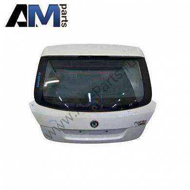 Крышка багажника Фабия Комби 5J9827025J