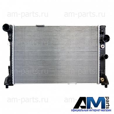 Радиатор системы охлажднения 517161B Мерседес C280 231л.с.