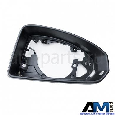 Рамка зеркала правая на Audi R8 8S08572409B9