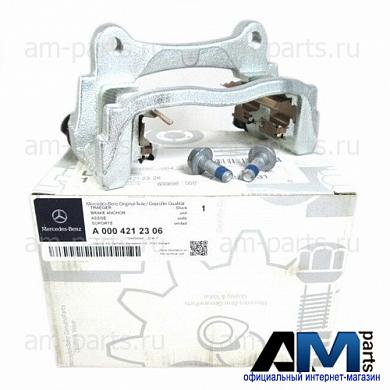 Скоба тормозного суппорта заднего левого Mercedes Vito W639 A0004212306