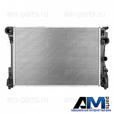 Радиатор системы охлаждения 8MK376780-691 Мерседес W212 E200CGI 184лс