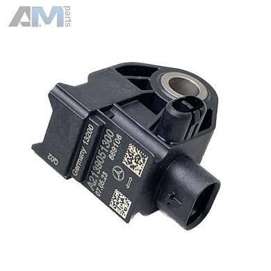 Датчик ускорения автомобиля Mercedes E-class W213 A2139051300