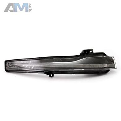 Указатель поворота зеркала правый на Mercedes GLC 2015-2025 A0999064501