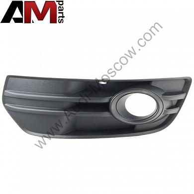 Решетка для Audi Q5 I 8R0807682D01CКупить оригинальную решетку Audi Q5 I 8R0807682D01C- Запчасти от дилера