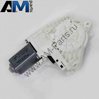 Мотор стеклоподъемника передний левый Шкода Суперб 8K0959801A