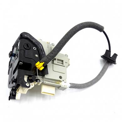 Замок задней левой двери на Audi Q5 (2017-2020) 8X0839015E