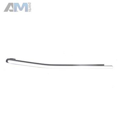 Молдинг стекла форточки задней правой нижний (хром) Mercedes GLS 2015-2019 A1666902280