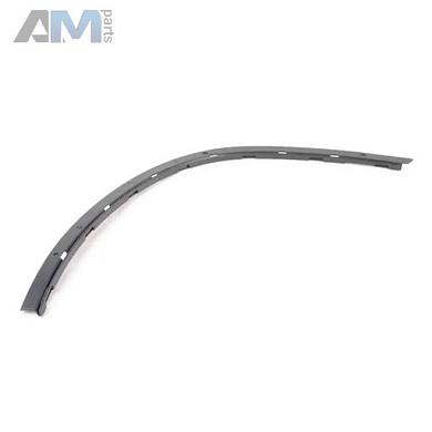 Накладка под расширитель крыла передняя правая внутренняя Mercedes GLS 2015-2019 A1668846422