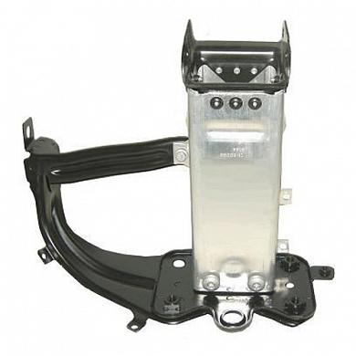 Кронштейн усилителя бампера левый A2116200795 Mercedes E-klasse W211