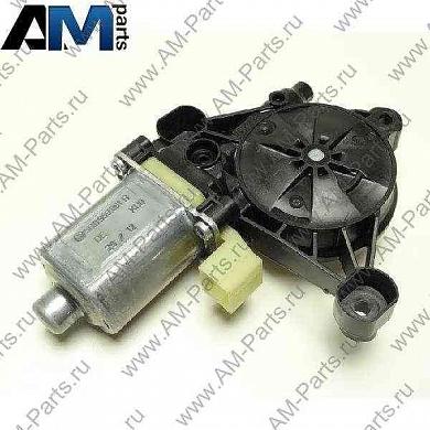 Двигатель стеклоподъемника передний левый Skoda Octavia A7 5Q0959801B