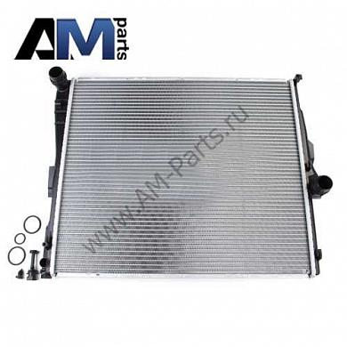 Радиатор системы охлаждения 17113414986 на BMW E83 2.5si