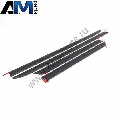 Комплект молдингов на двери Джетта 5K0071329