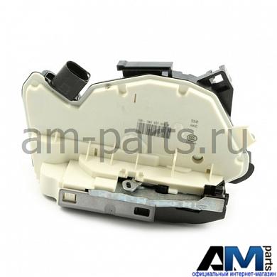 Зажим для Volkswagen Tiguan 5N1837016NКупить оригинальный зажим Volkswagen Tiguan 5N1837016N- Детали в наличии и под заказ