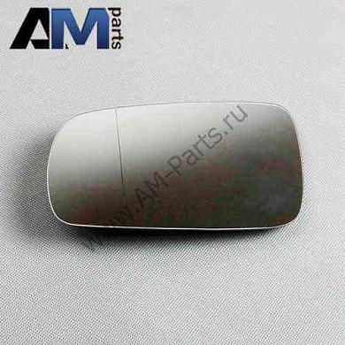 Зеркальный элемент левый на Пассат Б5 109497786 (HANS PRIES)