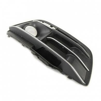 Решетка бампера правая на Audi Q5 (2017-2020) 80A807680B4W3