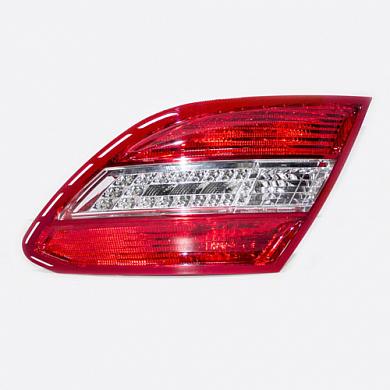 Фонарь правый A2049068802 Mercedes C-klasse W204