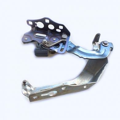 Петля капота правая A2058800928 Мерседес С-класса W205 (2018-2023)