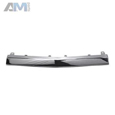 Накладка переднего бампера центр (хром) Mercedes C W205 (2014-2023) A2058851574