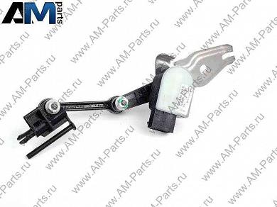 Датчик уровня с рычажным механизмом для Volkswagen Touareg 7L0616213DКупить оригинальный датчик уровня с рычаж. мех-мом Volkswagen Touareg 7L0616213D- Детали в наличии и под заказ