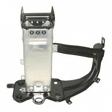 Кронштейн усилителя бампера правый A2116201495 Mercedes E-klasse W211