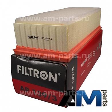 Фильтр воздушный Пассат Б7 2.0 TDI (140 л.с.) AP139/3 Filtron