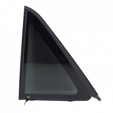 Стекло задней двери правое (неподвижное) Mercedes ML W166 A1667301655