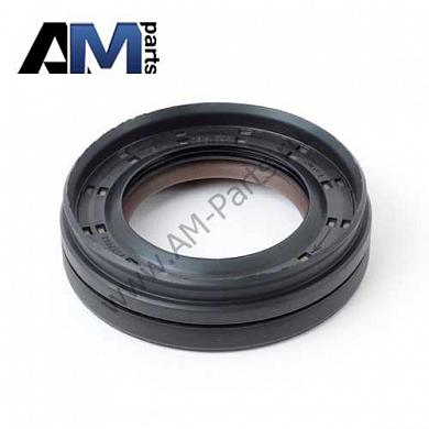 Передний сальник коленвала 11147647381 на BMW X5 (E70) 50iX