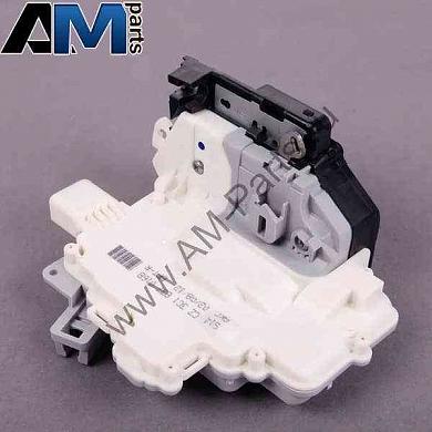 Замок двери передний правый Шкода Суперб 3C1837016B