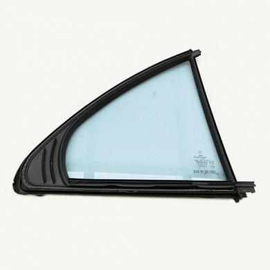 Стекло заднее левое (неподвижное) A2117300555 Mercedes E-klasse W211