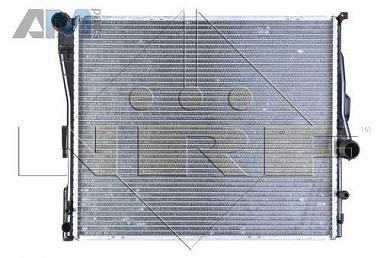 Радиатор охлаждения двигателя (NRF) 53117 для BMW X3 E83 2006-2010 2.5si