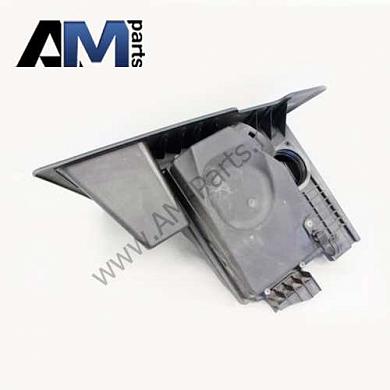 Корпус воздушного фильтра 13713402853 на BMW E83 2.0i