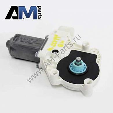 Двигатель стеклоподъемника передний левый BMW F10 51337271563