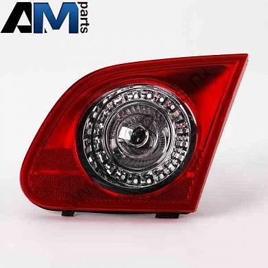 Фонарь задний внутренний правый Пассат Б6 Sedan 3C5945094E