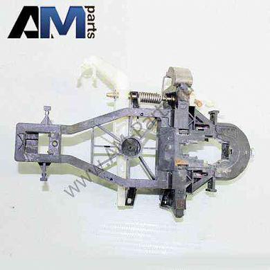 Опорный элемент ручки распашной двери левый Caddy 2K0843351D