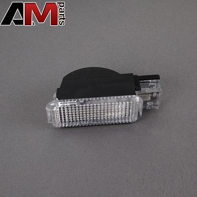 Фонарь для Audi A6 C5 4B0947415AКупить оригинальный фонарь Audi A6 C5 4B0947415A- Детали от дилера