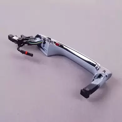 Ручка двери передняя и задняя правая внешняя Mercedes GLS 2015-2019 A20476014709999